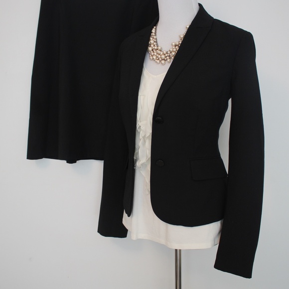 Calvin Klein Jackets & Blazers - CALVIN KLEIN Size 4 Black Skirt Suit